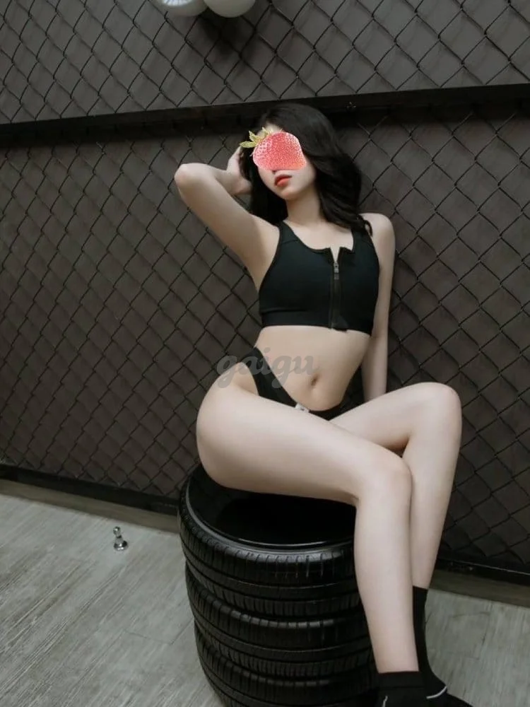 🌎🌸 Kiều Linh 🌸🌎 Service: Tận Tụy Như Người Yêu