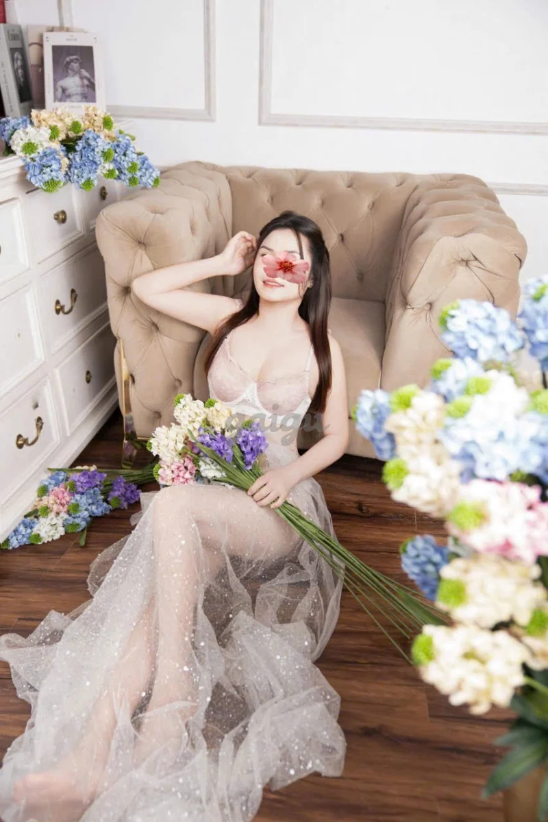 ✨BÍCH PHƯƠNG❣️MASSAGE TÌNH CẢM DÂM XINH MƠN MỞN