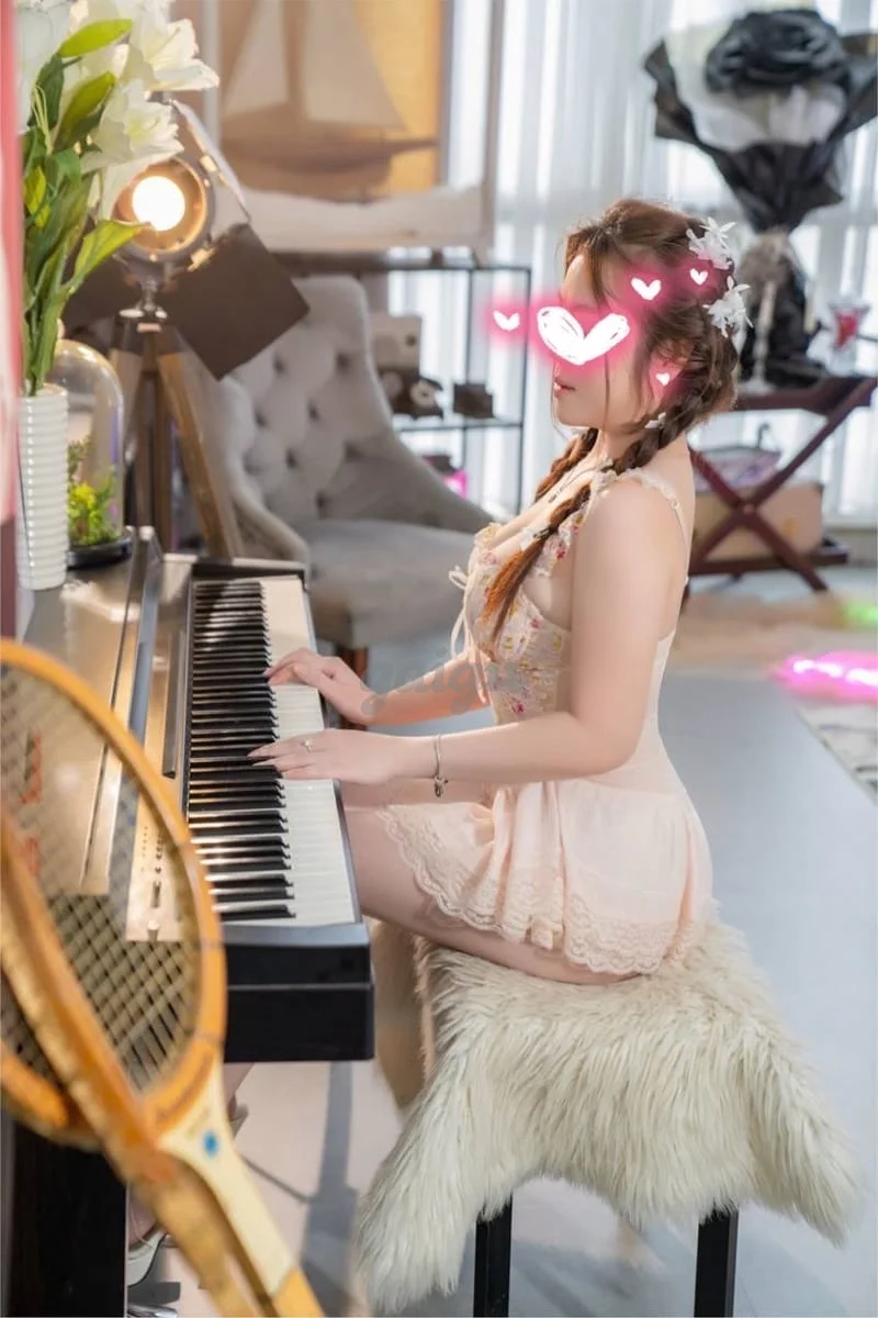 ❣️HOTGIRL❣️LY LY-MẶT XINH, VÚ ĐẸP, SERVICE CỰC ĐỈNH