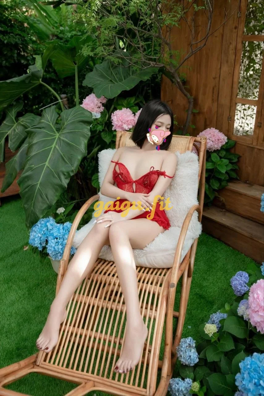 Ngọc Nhi - XINH XẮN, NGỰC ĐẸP, DÁNG CHUẨN DỊU DÀNG