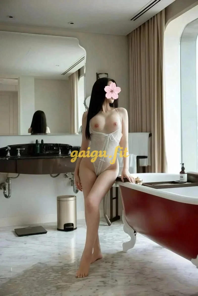 THANH HẰNG-EM GÁI DÂN TỘC VÙNG CAO KHÓ KHĂN.