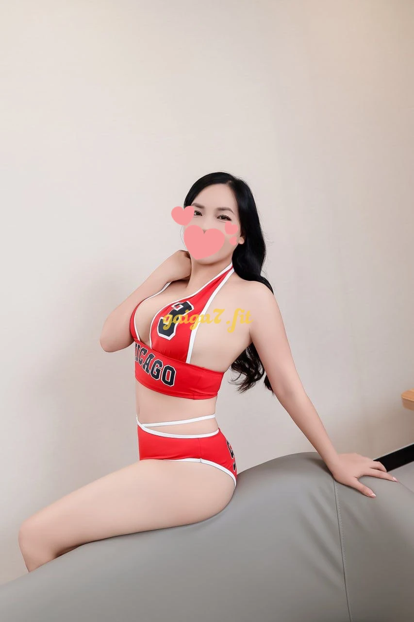 NHI DUBAI MASAGER CHỊCH SEVICE NGẬP TRÀN