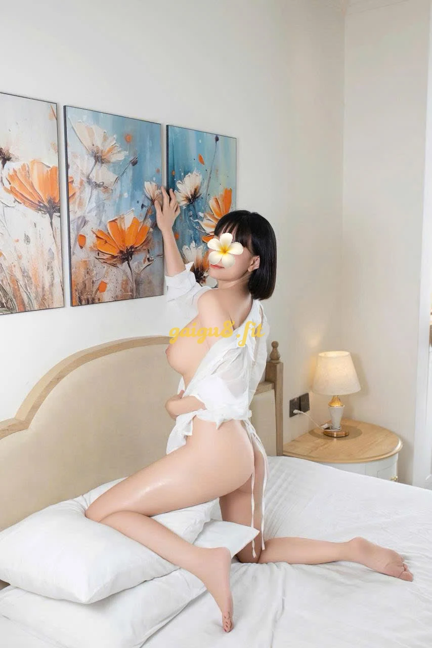 Bé Hồng