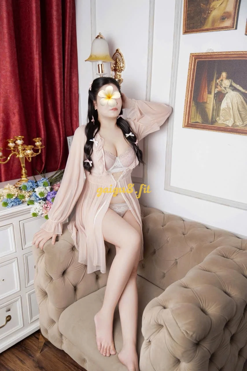 NGÂN :MỚI LÊN SÓNG MỘT EM SIÊU PHẨM GÁI - CƠ THỂ NGỌT NGÀO NÓNG BỎNG ,CẢM XÚC BẤT TẬN MỌI CON CHIM.