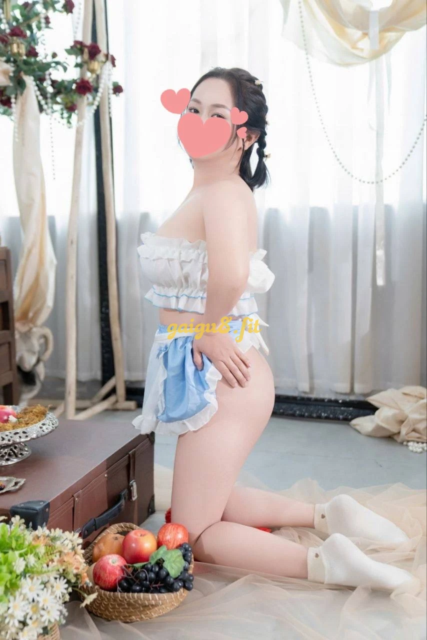 LY CHUPY MÚP DÂM SEVICE CỰC PHÊ