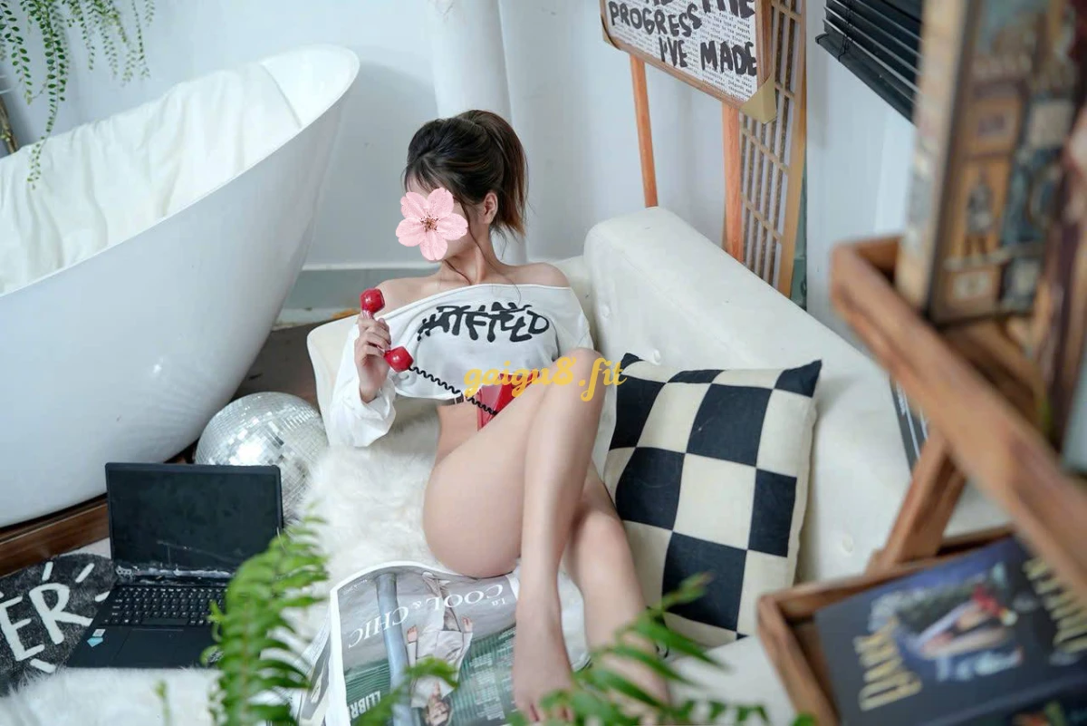 New Hot Teen 2K8 Bé Trang Linh Baby 🌸 Non Tơ Sexy Đáng Yêu Quyến Rũ
