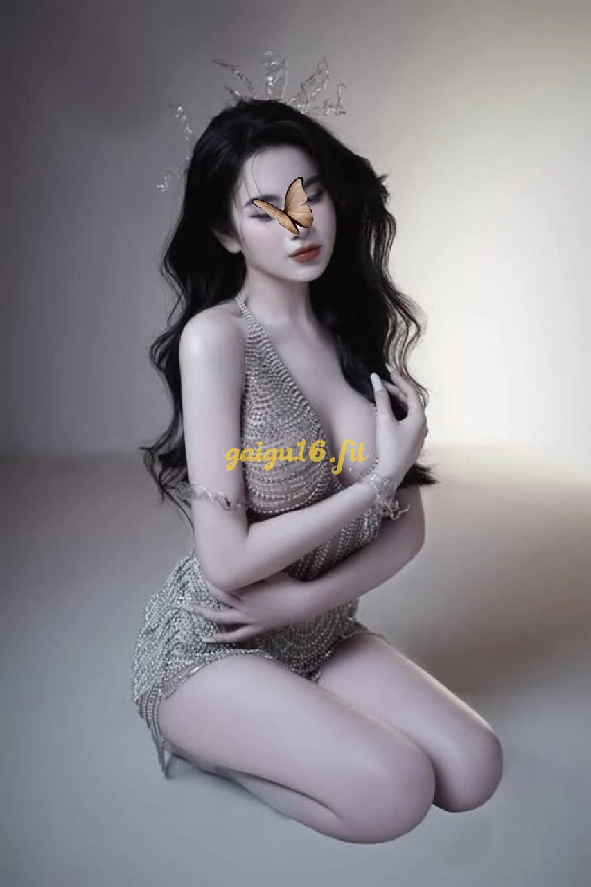Tuệ San💔sexy babe hot girl