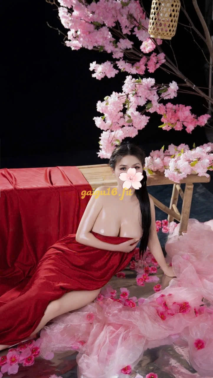 Phương Trinh:Dâm nữ vú to tình cảm - Dễ thương ngọt ngào