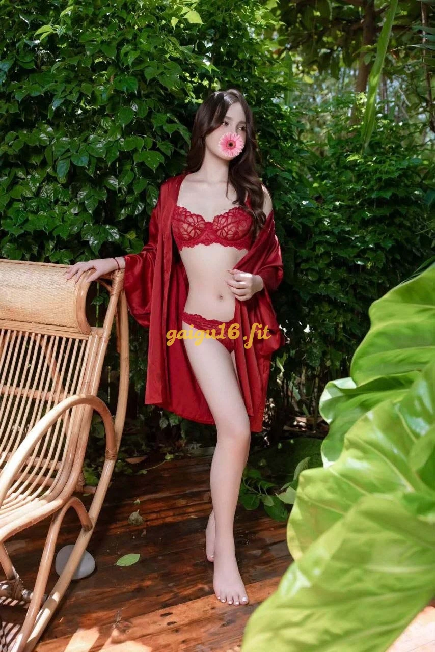 Yến Nhi - Sexy quyến rũ - Làm tình ngây ngất
