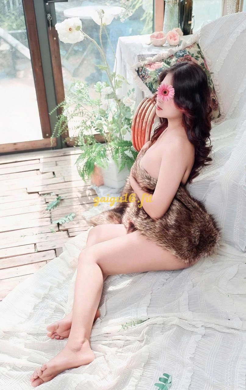 ❤️ Ngọc Nhi - Em Sinh Viên Da Trắng - Mặt Xinh - Làm tình phê tê tái