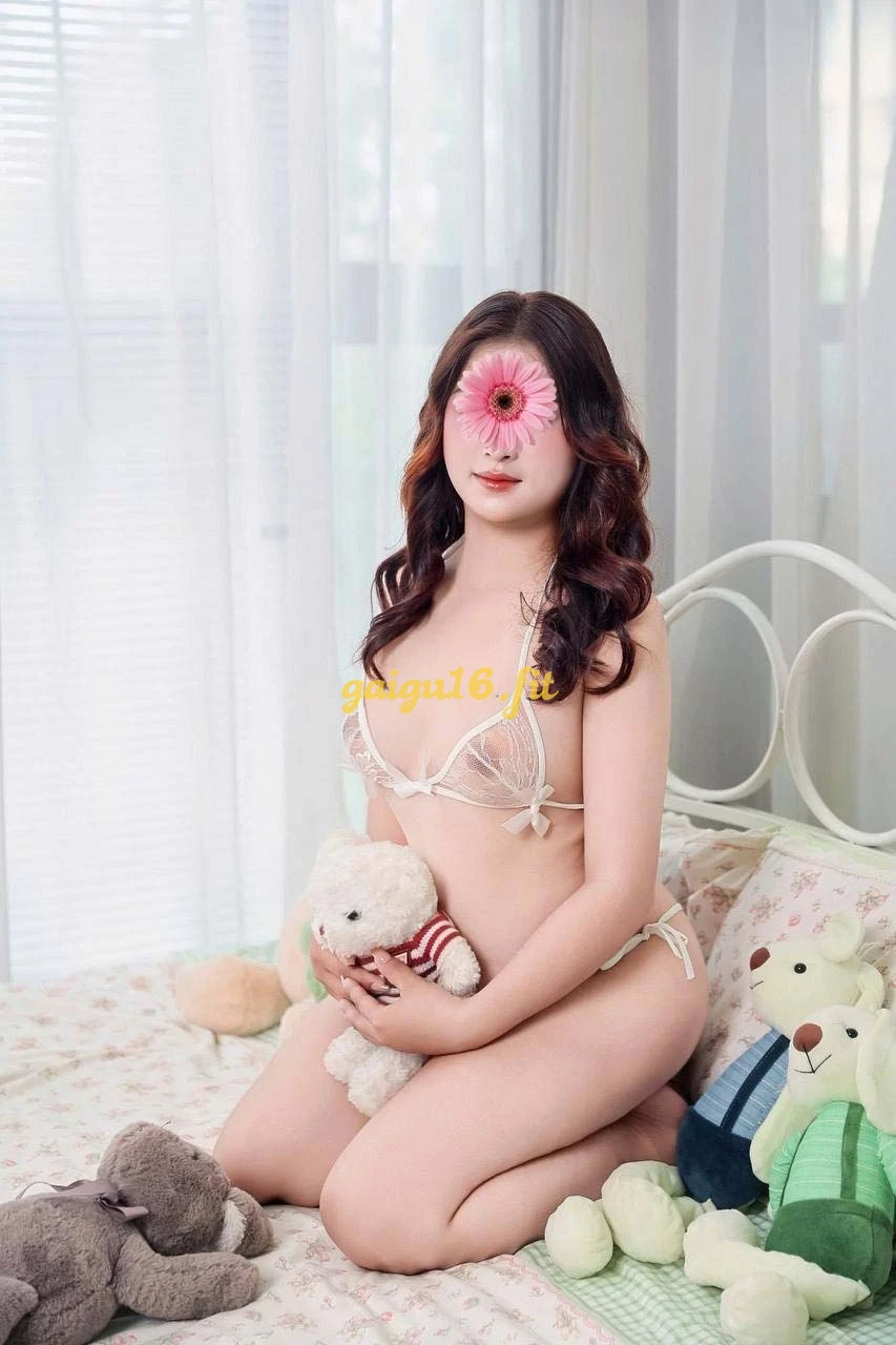 ❤️ Ngọc Nhi - Em Sinh Viên Da Trắng - Mặt Xinh - Làm tình phê tê tái