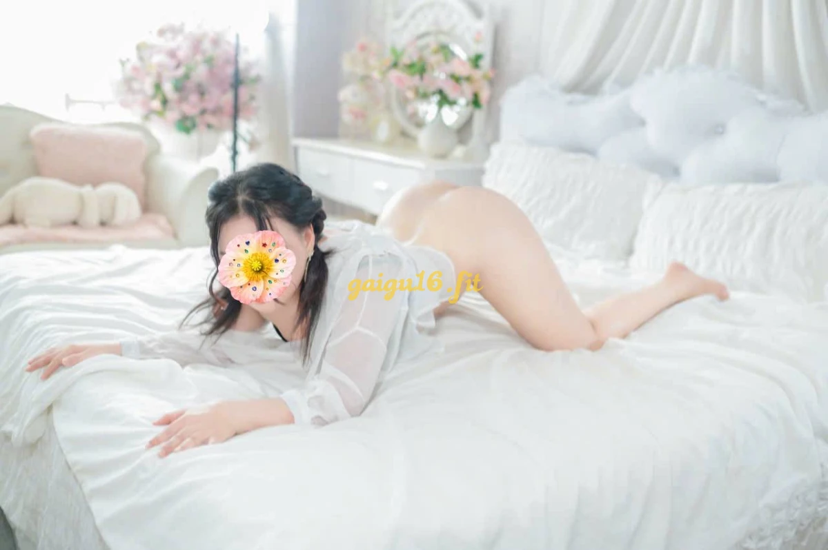 ❤️YẾN VY❤️ BÉ MỚI VÀO NGHỀ TÌNH CẢM CHIỀU KHÁCH NHƯ NGƯỜI YÊU