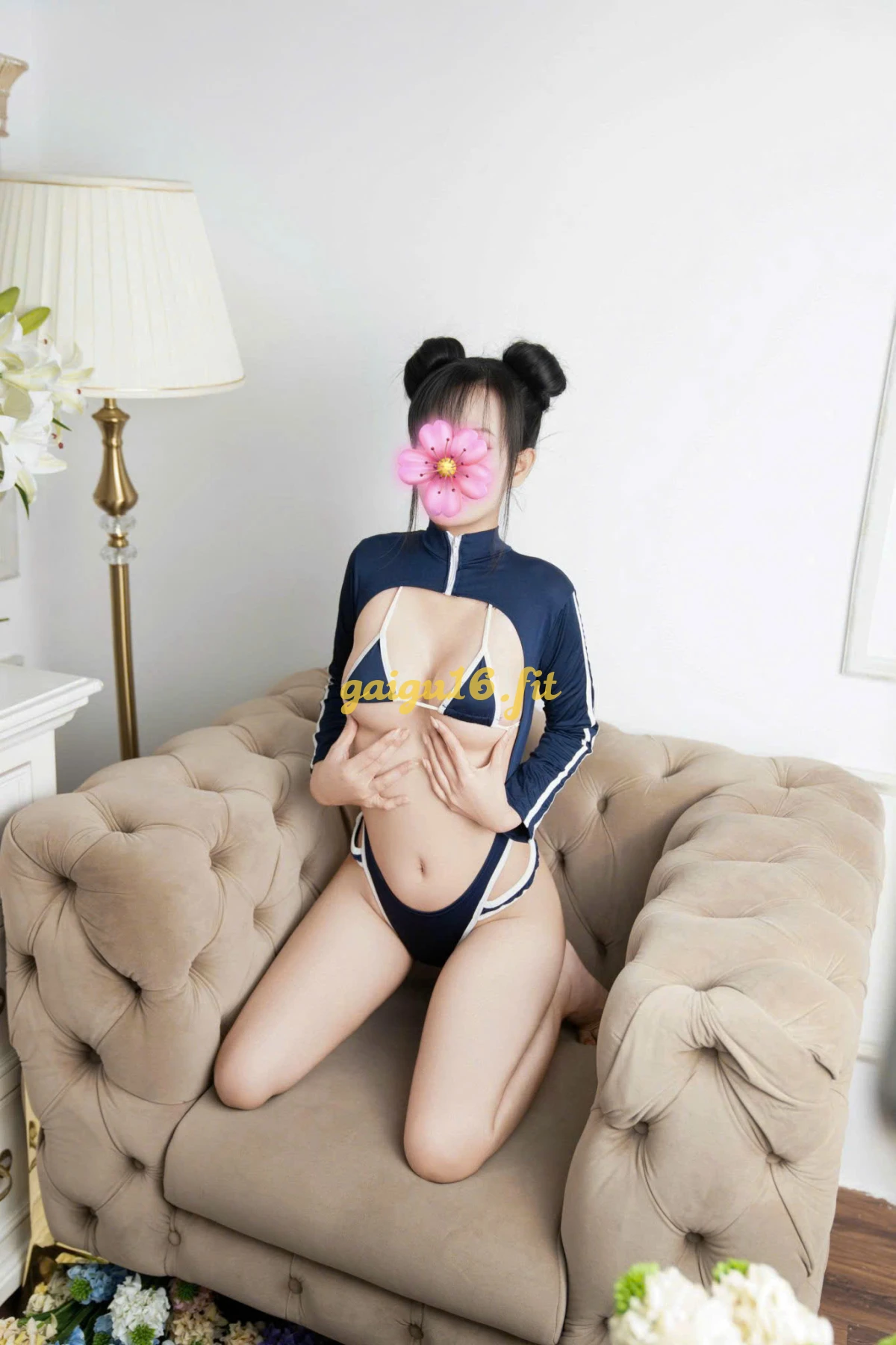 HOTGIRL LINH LAN  CUTE XINH VÚ BƯỚM NON TƠ LỒN BÓT LÀM TÌNH PHÊ CHIỀU KHÁCH