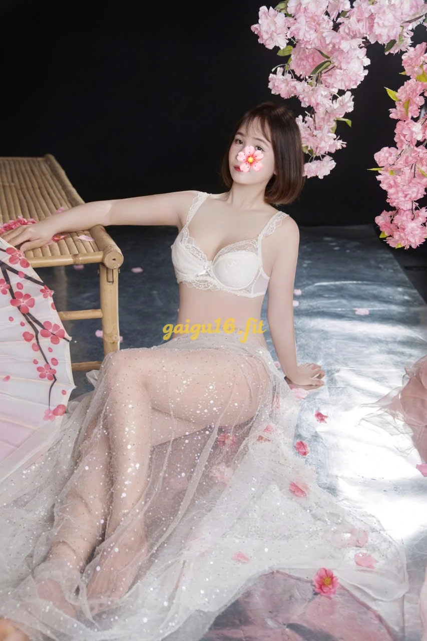 TRÂM ANH --- PHỤC VỤ NHƯ NGƯỜI YÊU!!!