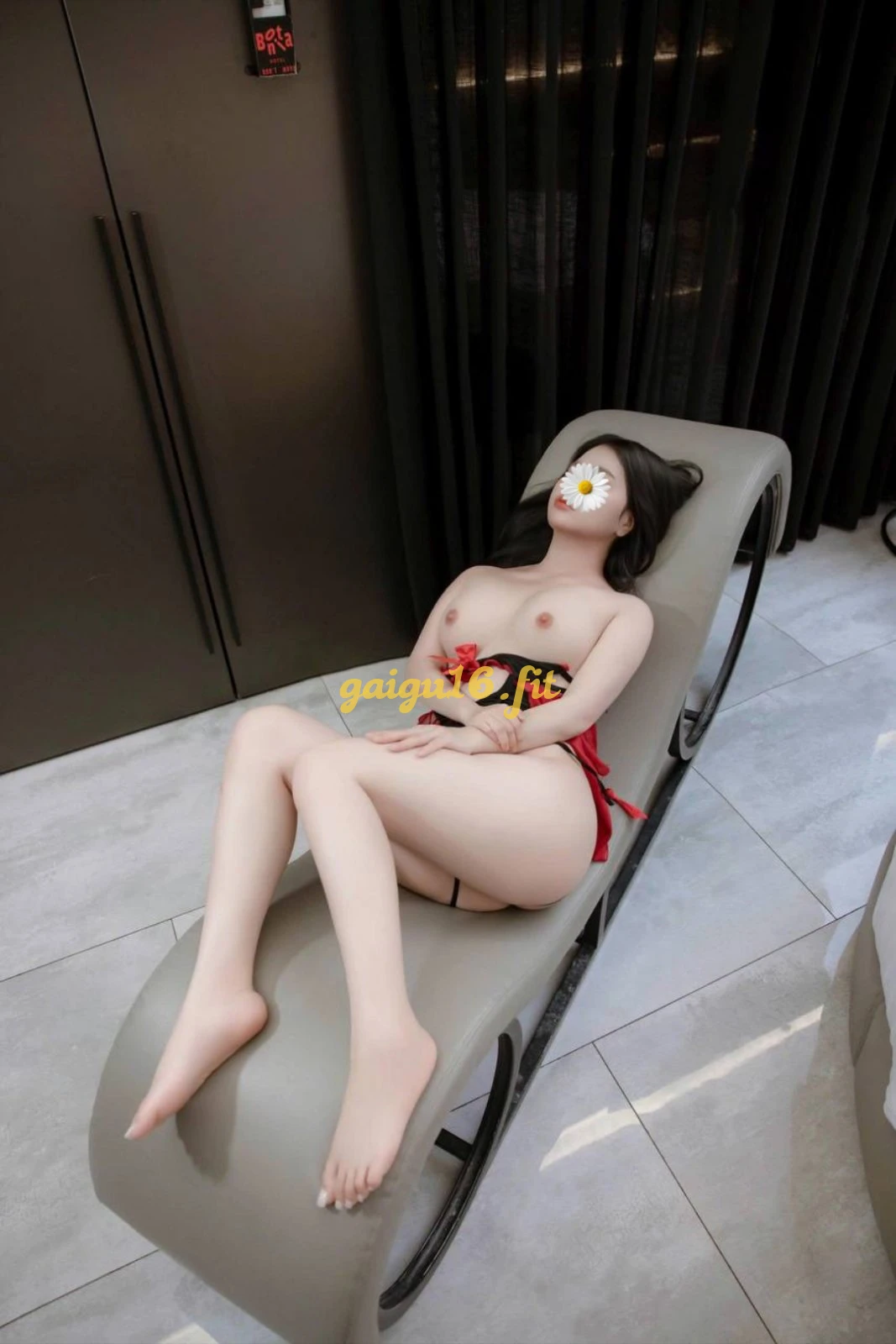 RuBy _ Gái xinh chiều khách, body nóng bỏng