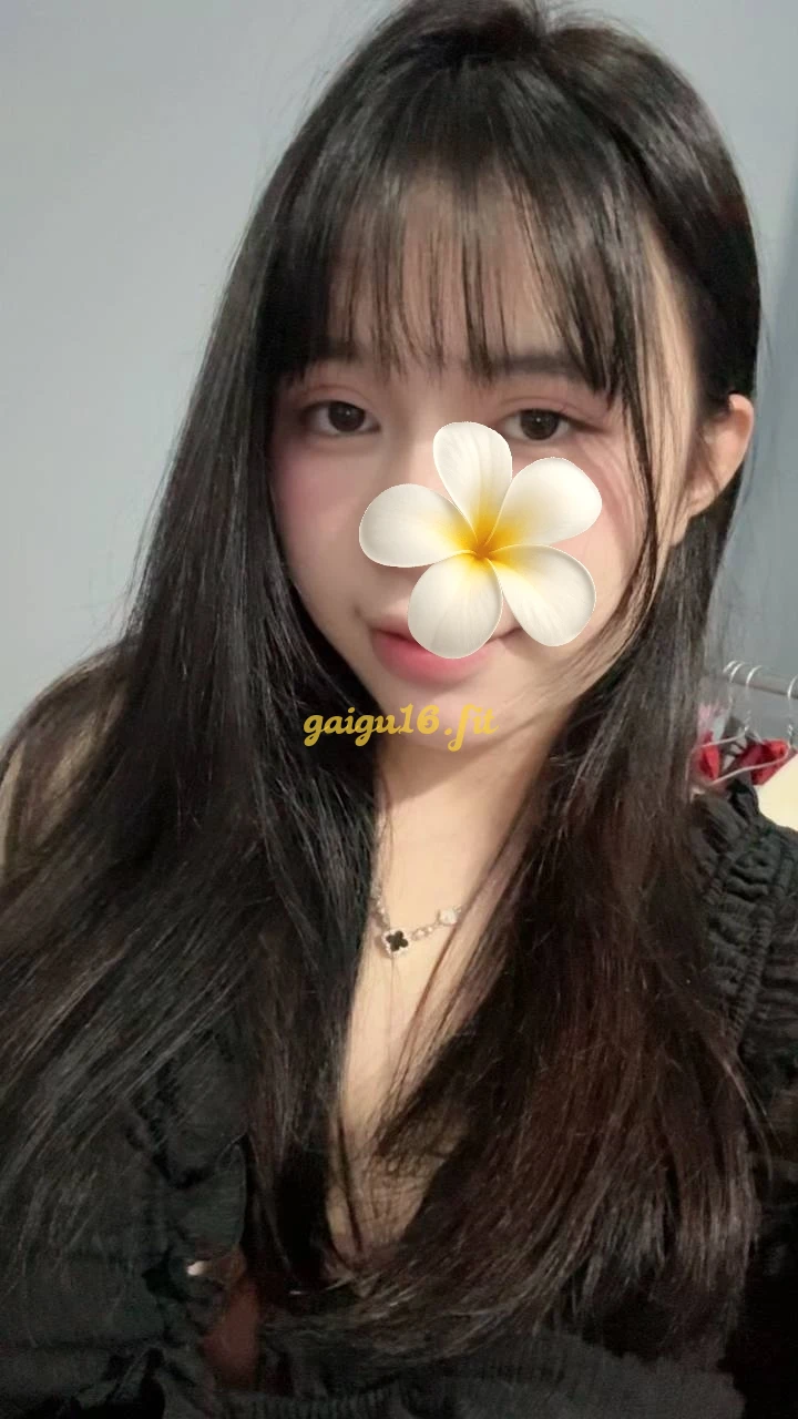 *BÉ LINH CHI 2K8* NGOAN XINH YÊU-MÔNG VÚ CĂNG ĐÉT
