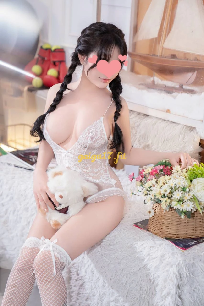 SIÊU PHẨM 2K4 Khả Di - Lần Đầu Xuất Hiện Trên Sân Chơi Phục Vụ AE