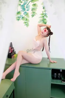 KHÁNH NGÂN SEXY - DÂM ĐÃNG TÌNH CẢM - CHIỀU KHÁCH NHƯ NGƯỜI YÊU